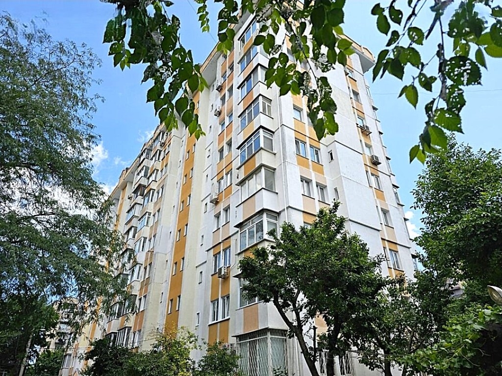 продажа многокомнатной квартиры номер A-174376 в Приморском районе, фото номер 18